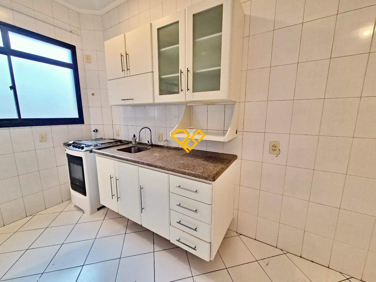 Apartamento à venda no Gonzaga: Cozinha