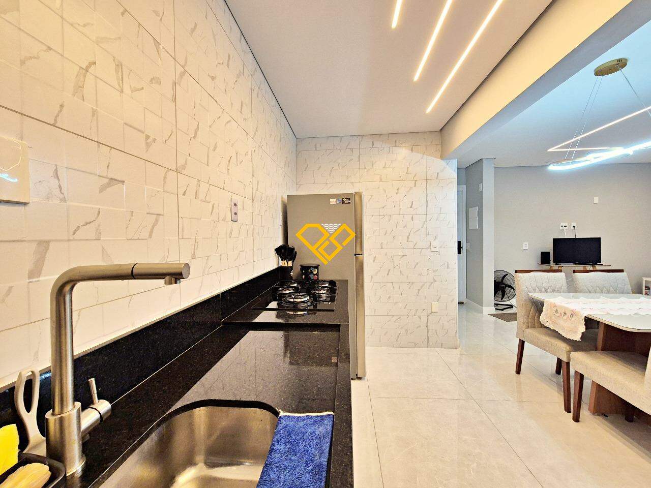 Apartamento para aluguel no Marapé: Cozinha