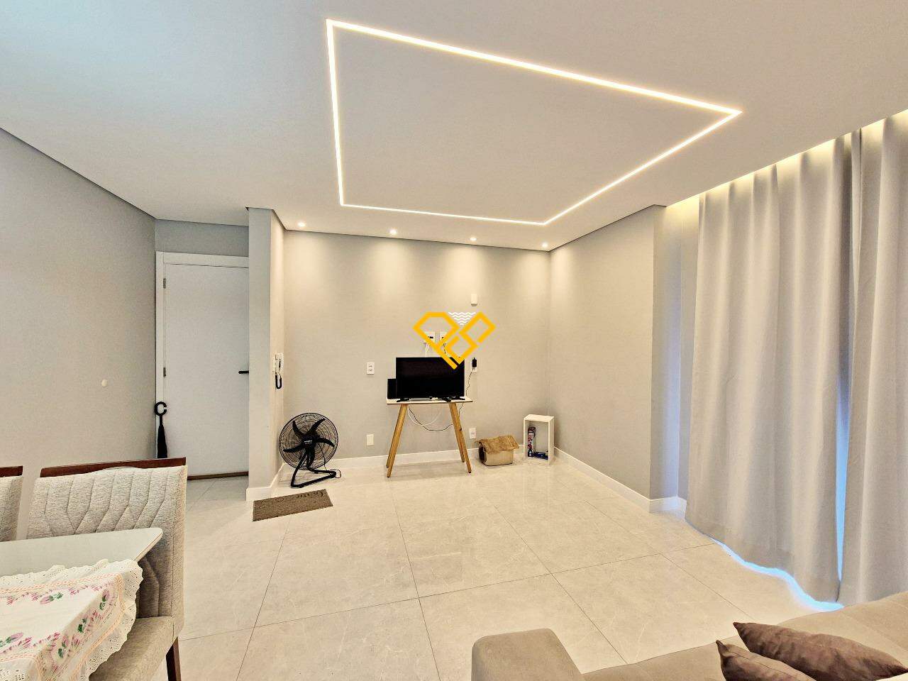Apartamento para aluguel no Marapé: Sala