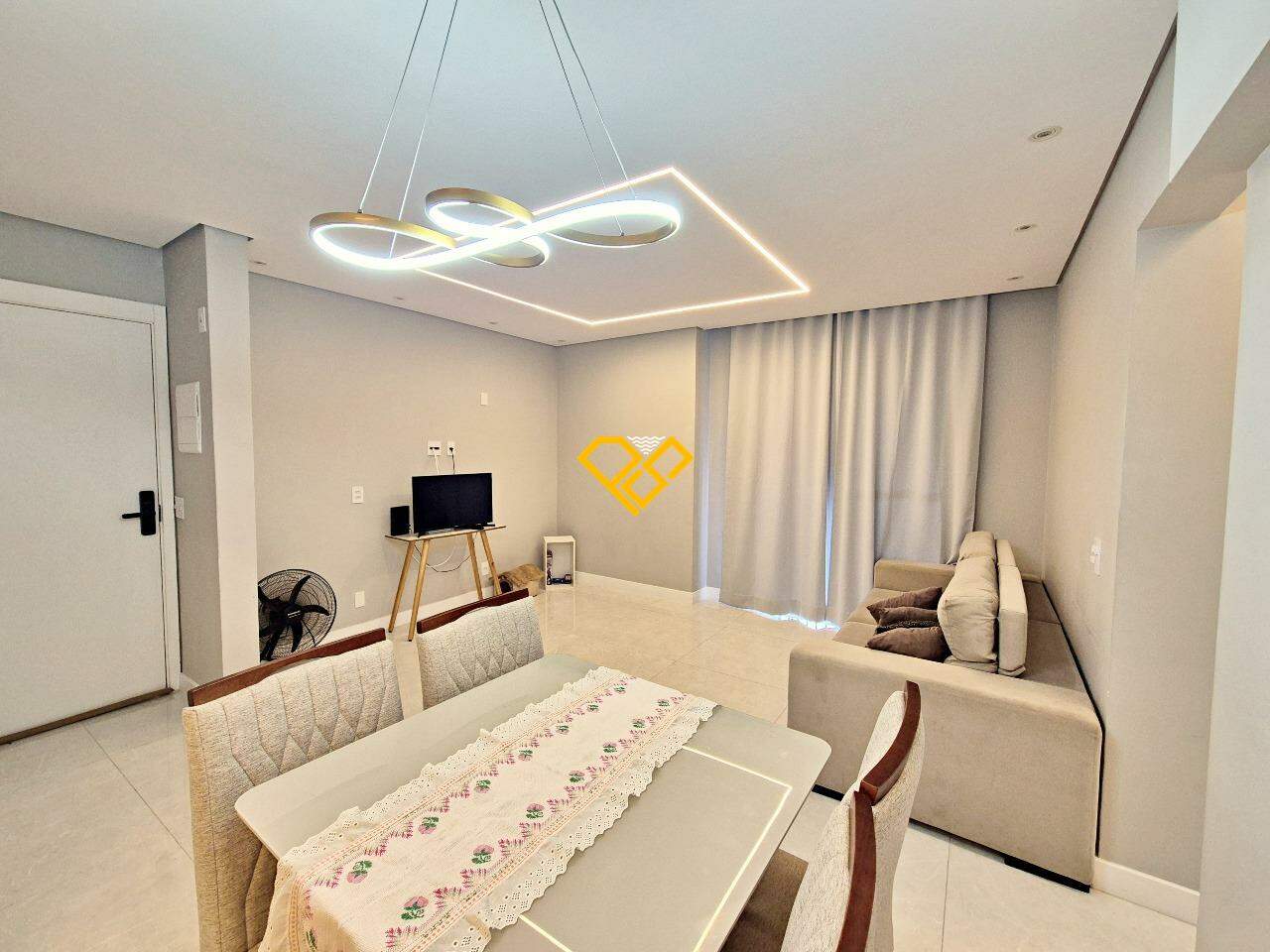 Apartamento para aluguel no Marapé: Sala