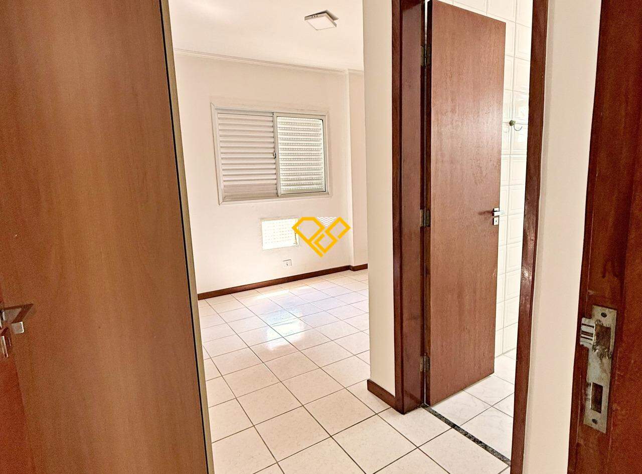 Apartamento à venda no Campo Grande: Área íntima