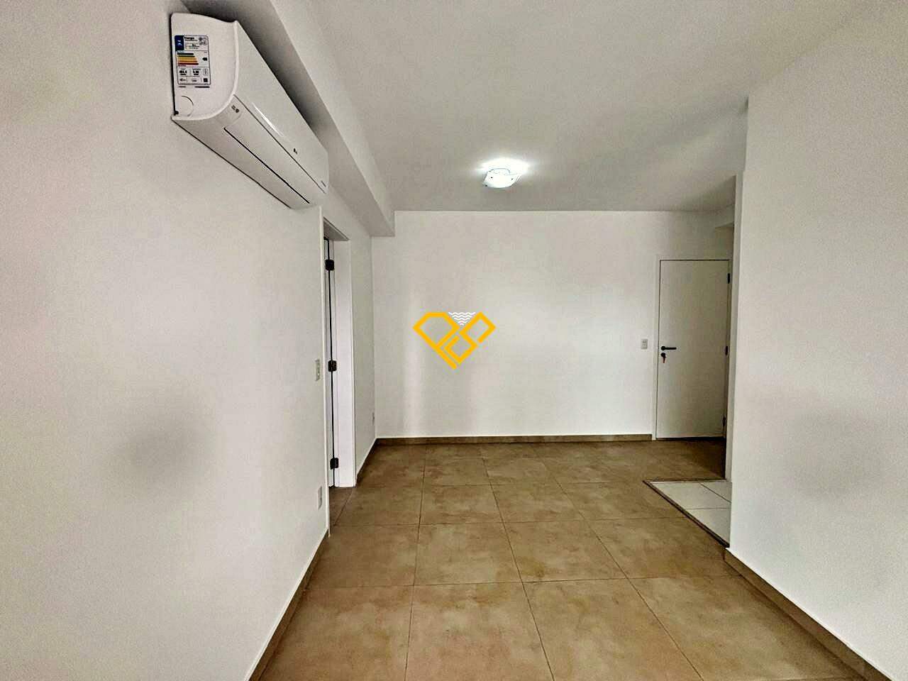 Apartamento para aluguel no Ponta da Praia: Sala