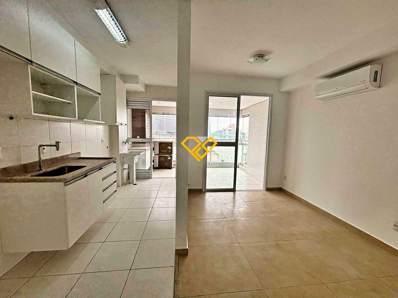Apartamento para aluguel no Ponta da Praia: Sala e cozinha