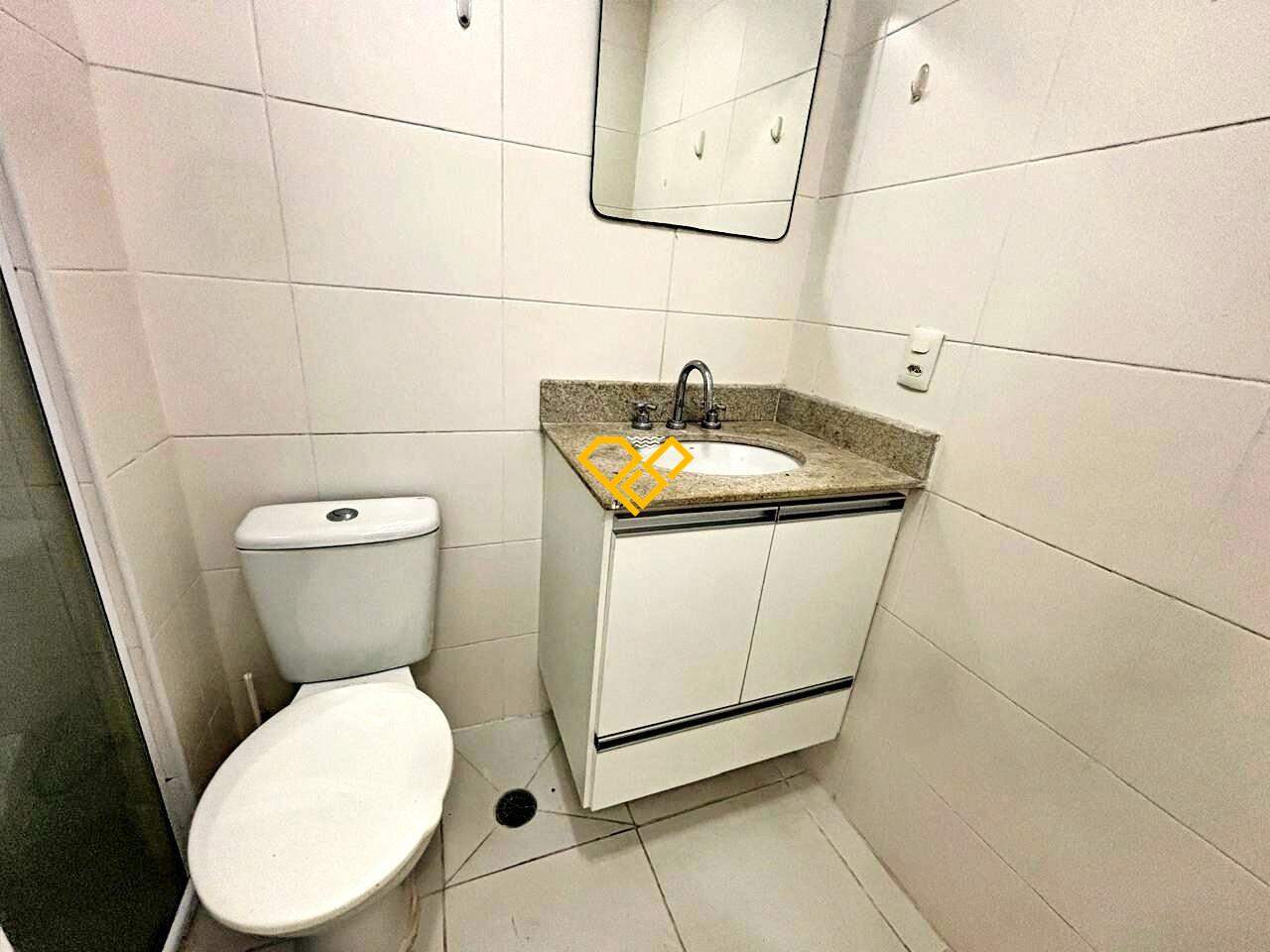 Apartamento para aluguel no Ponta da Praia: Wc social