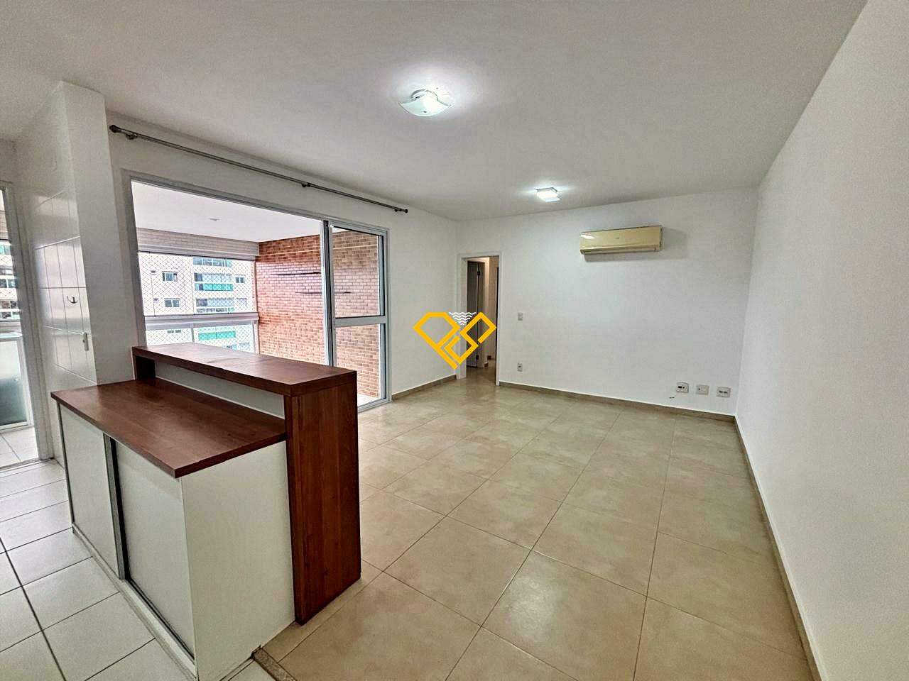 Apartamento para aluguel no Ponta da Praia: Sala