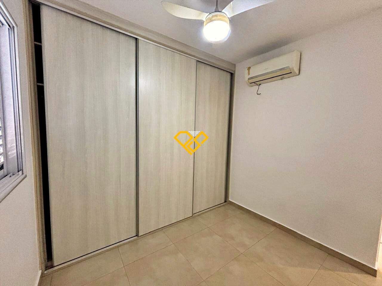 Apartamento para aluguel no Ponta da Praia: Dormitório 1 - suíte