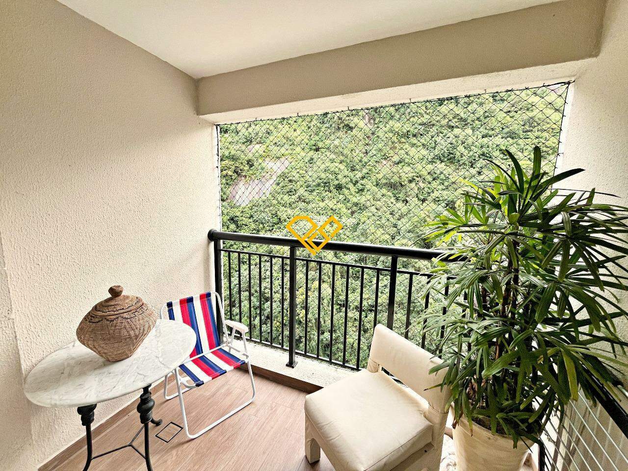 Apartamento à venda no Marapé: Varanda