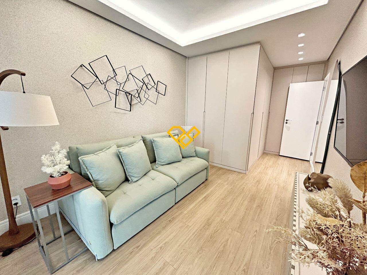 Apartamento à venda no Ponta da Praia: Suíte 2