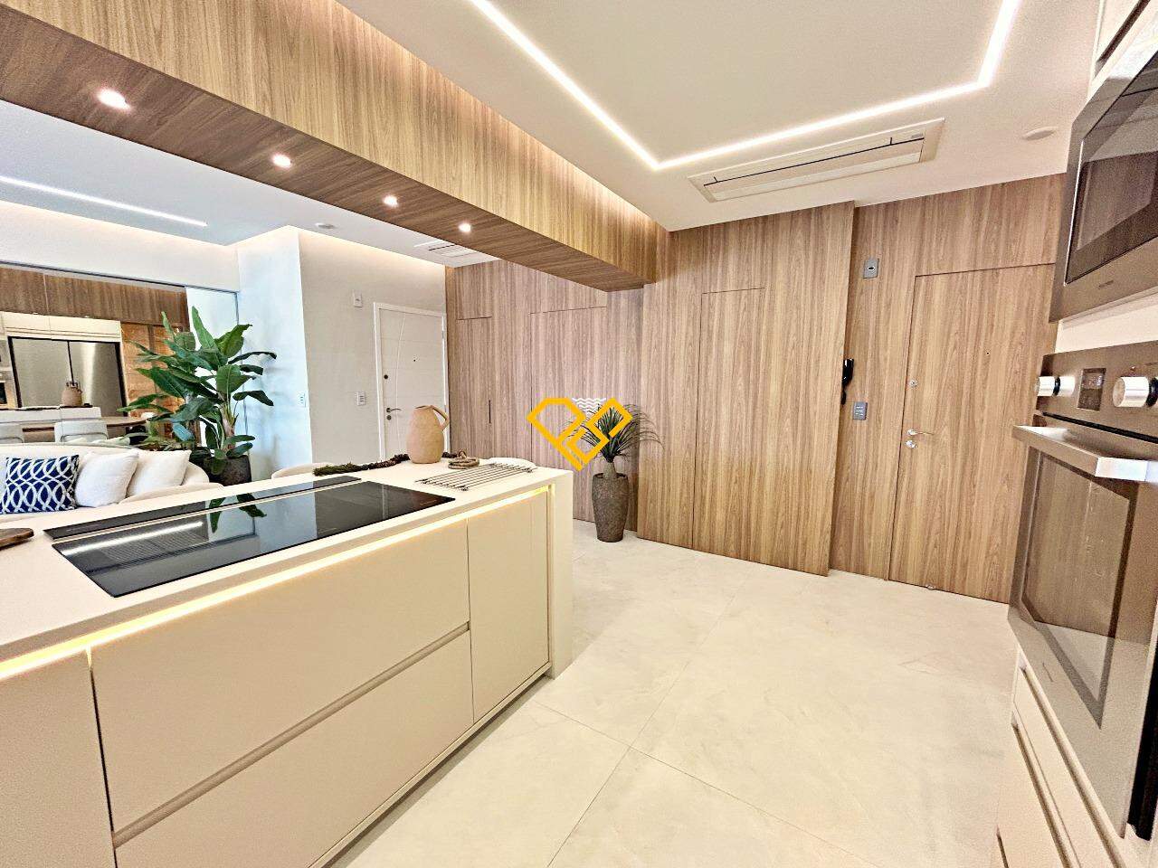 Apartamento à venda no Ponta da Praia: Cozinha