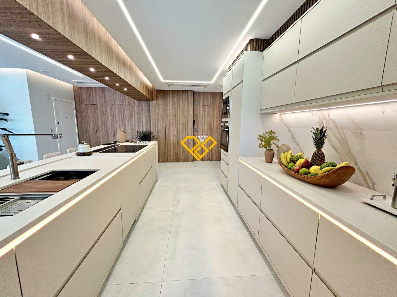 Apartamento à venda no Ponta da Praia: Cozinha
