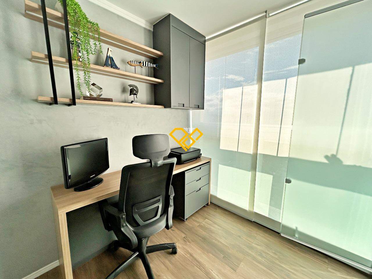 Apartamento à venda no Ponta da Praia: Varanda