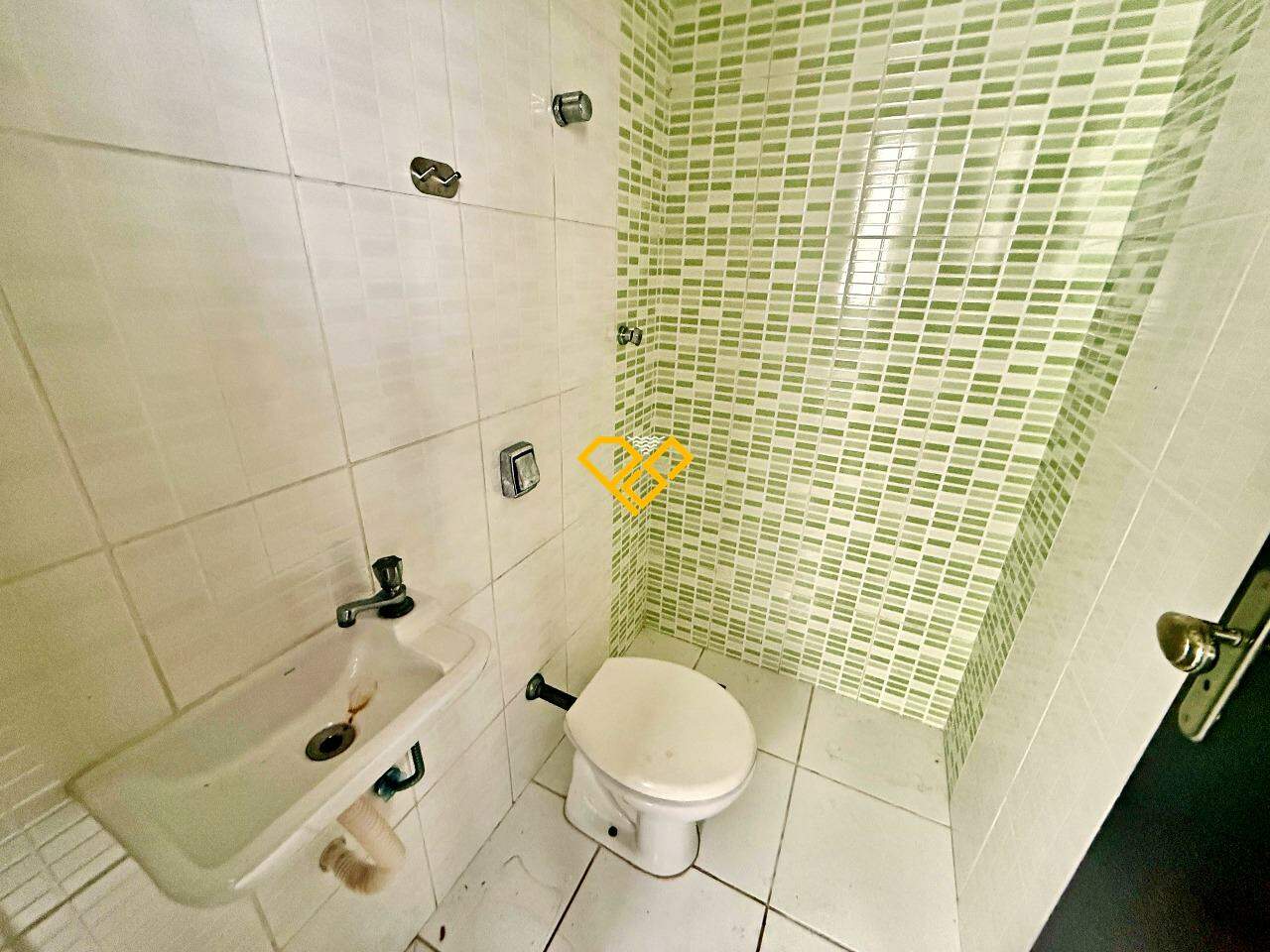 Apartamento à venda no Marapé: Wc de serviço