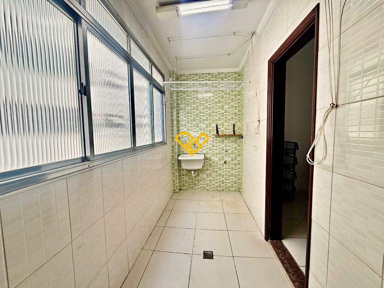 Apartamento à venda no Marapé: Área de serviço