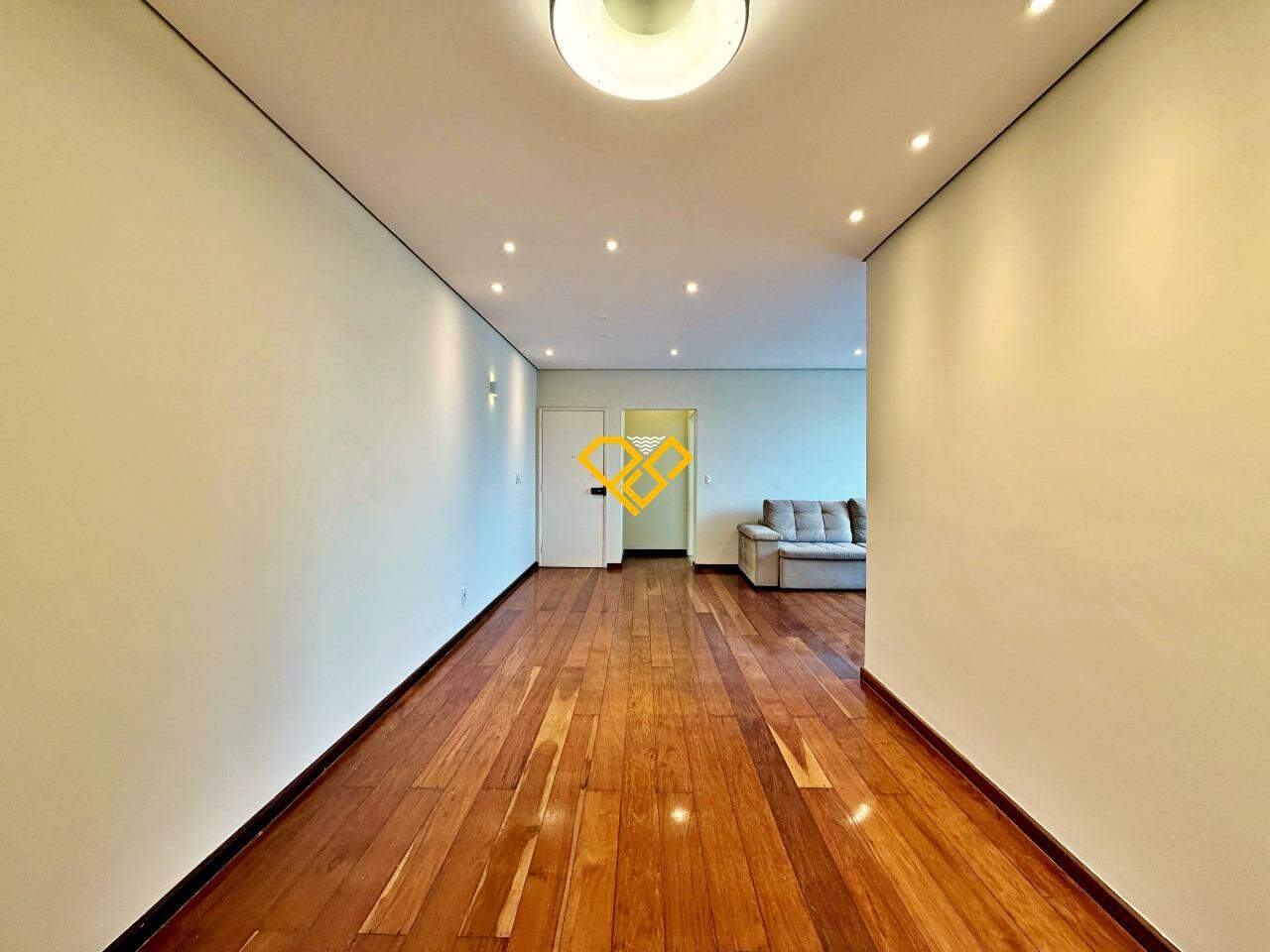 Apartamento para aluguel no Embaré: Sala