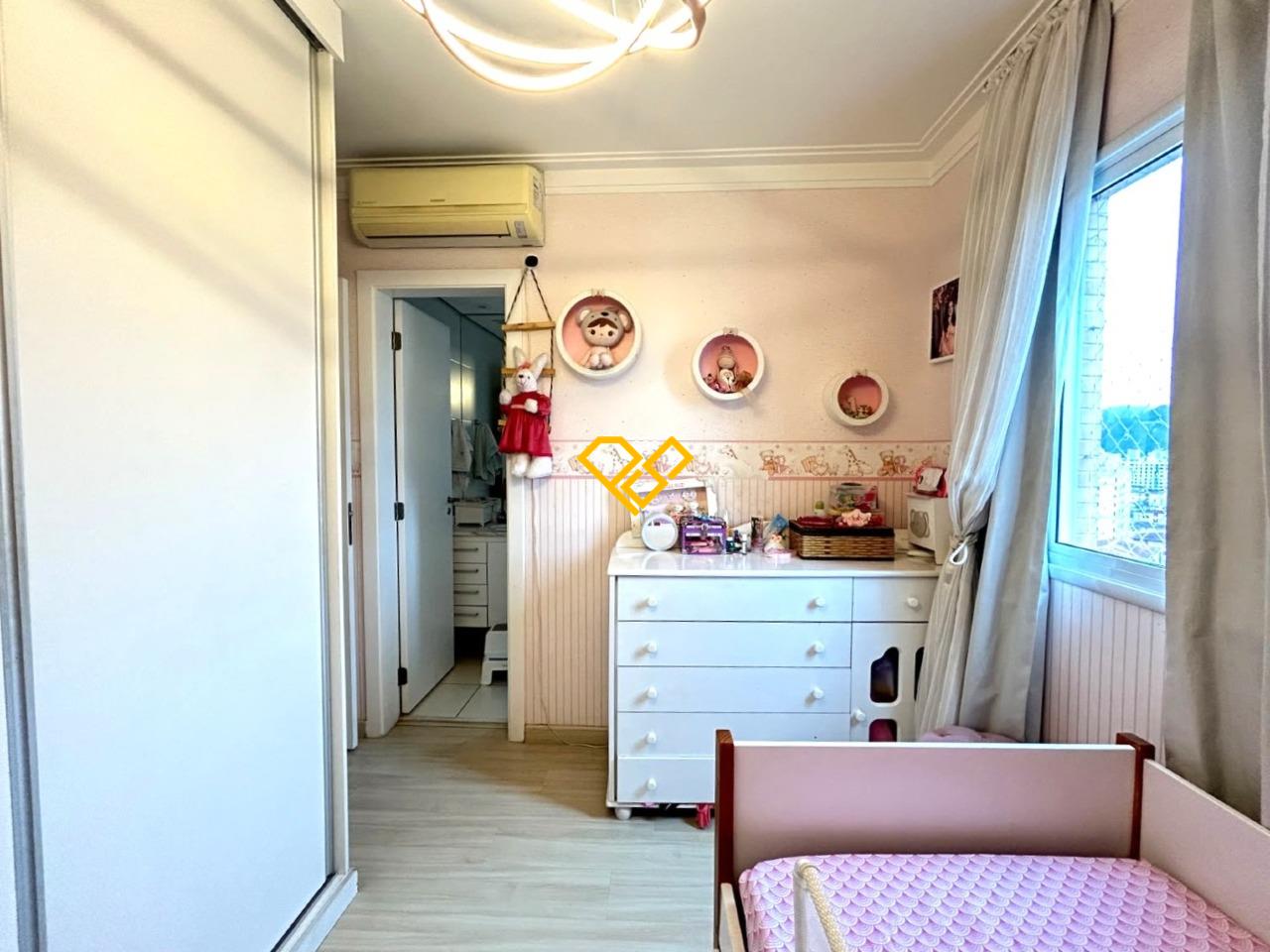Apartamento à venda no Gonzaga: Suíte 1