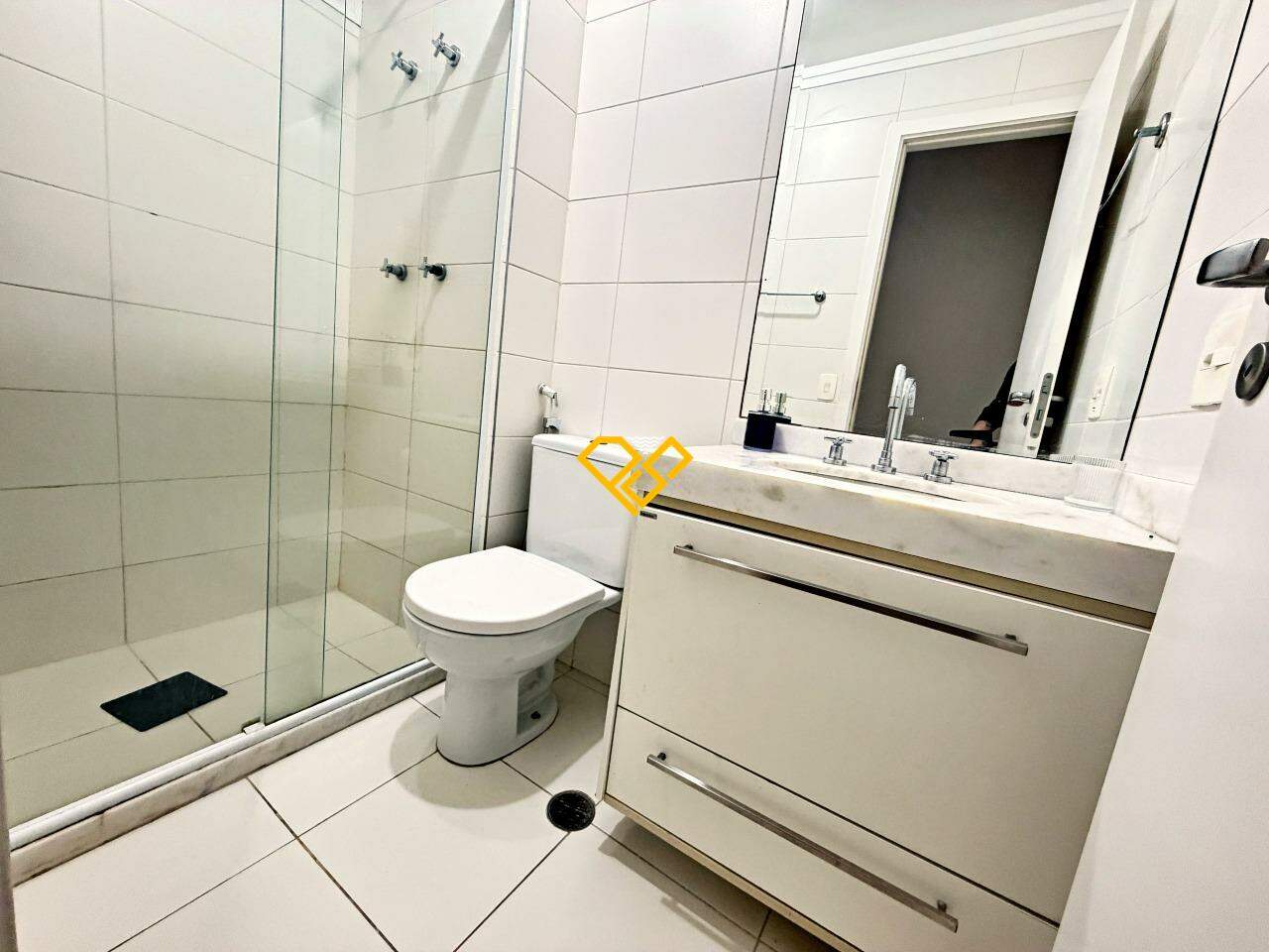 Apartamento para aluguel no José Menino: Wc suíte