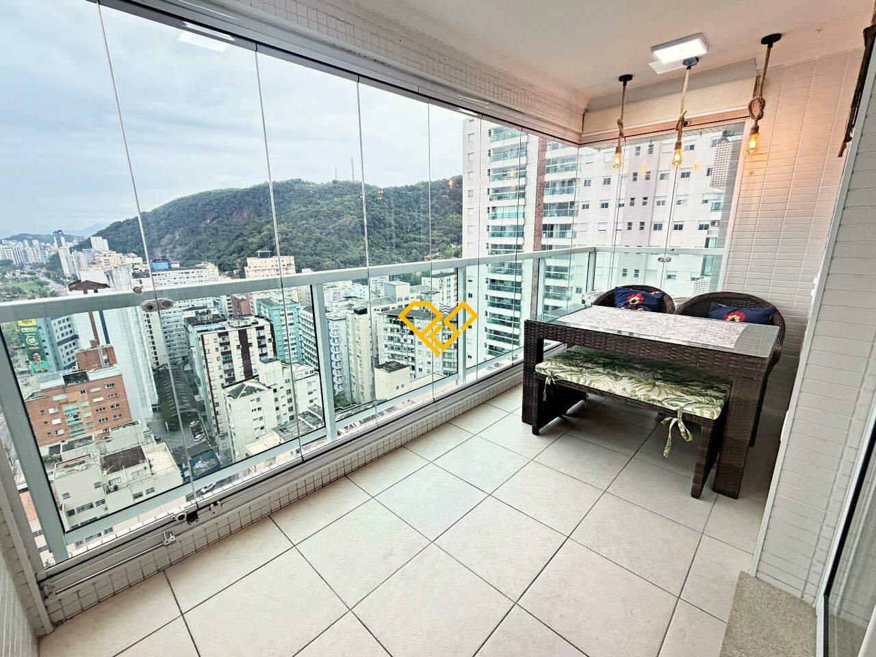 Apartamento para aluguel no José Menino: Varanda