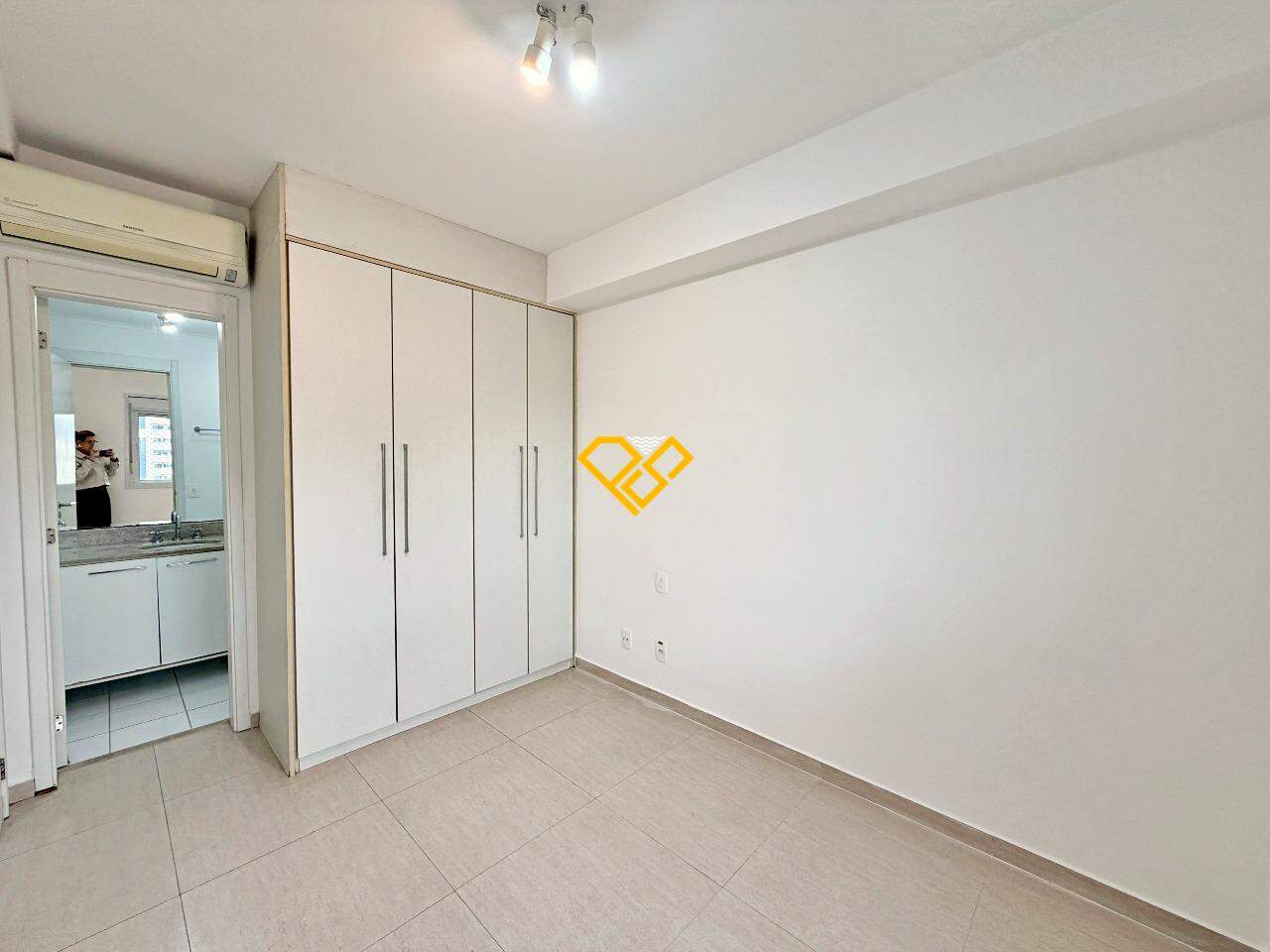 Apartamento para aluguel no Boqueirão: Dormitório - suíte