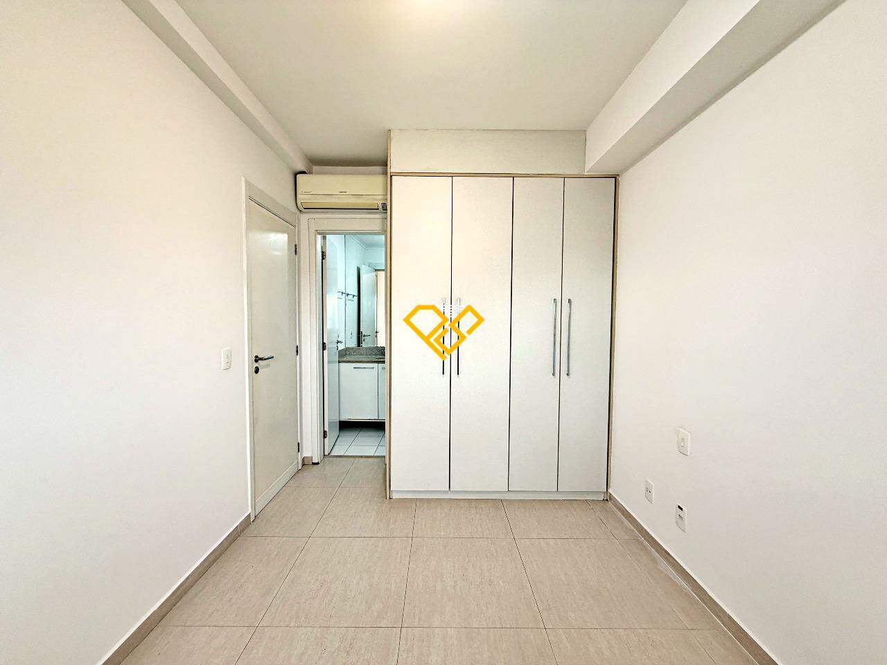 Apartamento para aluguel no Boqueirão: Dormitório - suíte