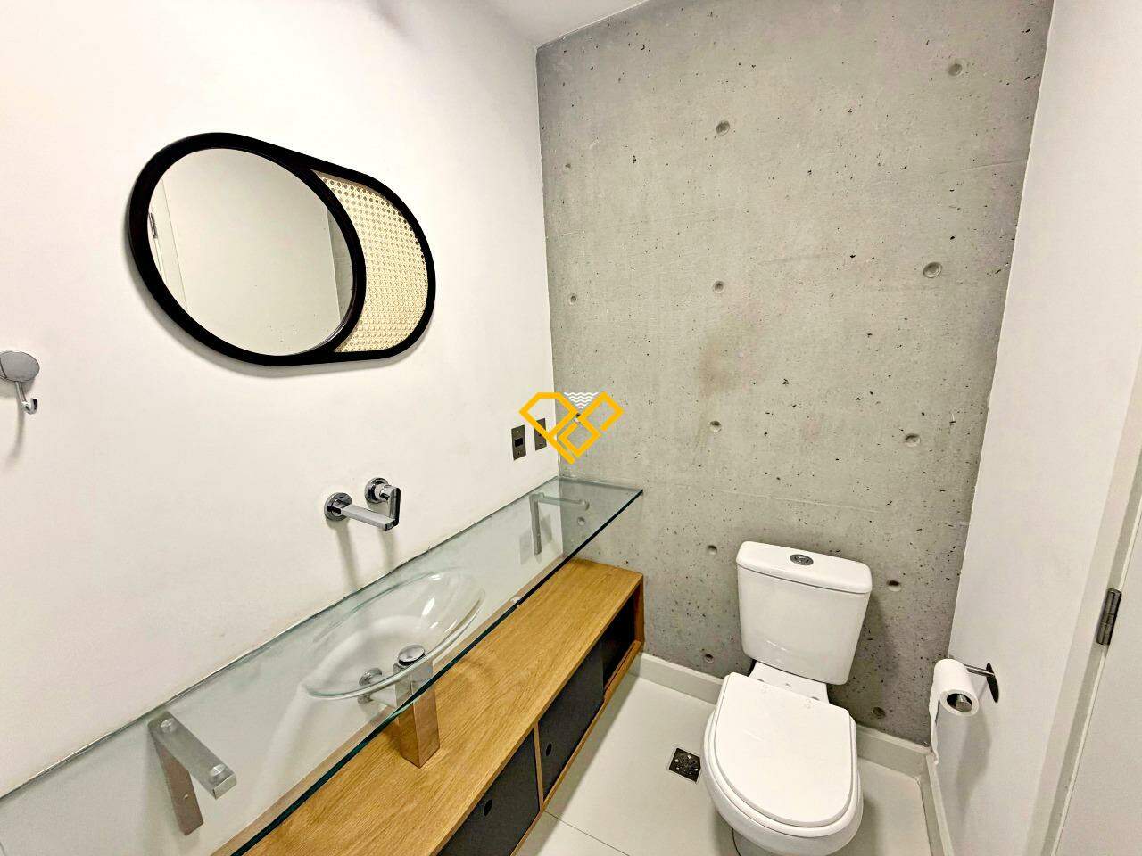 Garden à venda no Embaré: Wc social