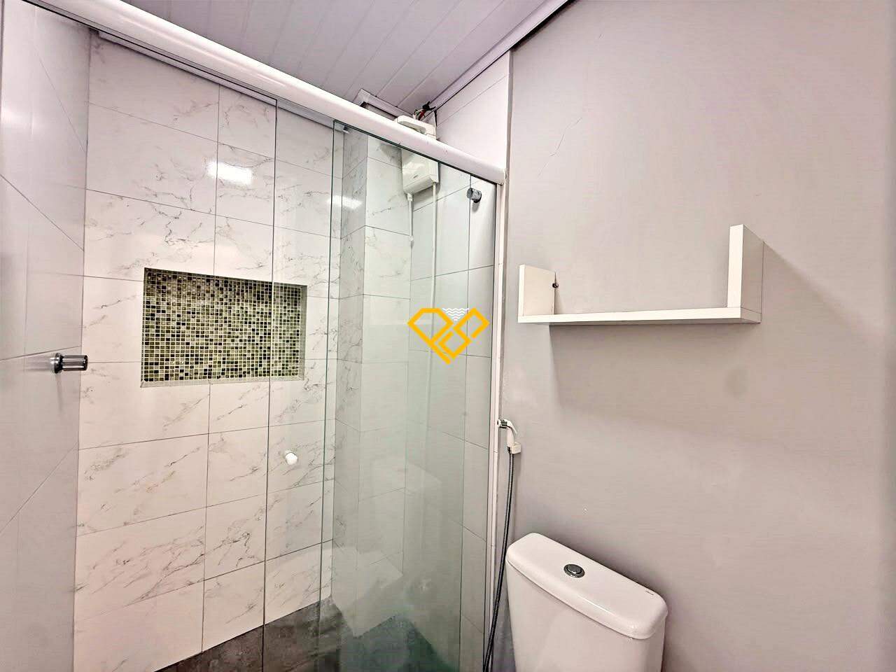 Apartamento à venda no Aparecida: Wc de serviço