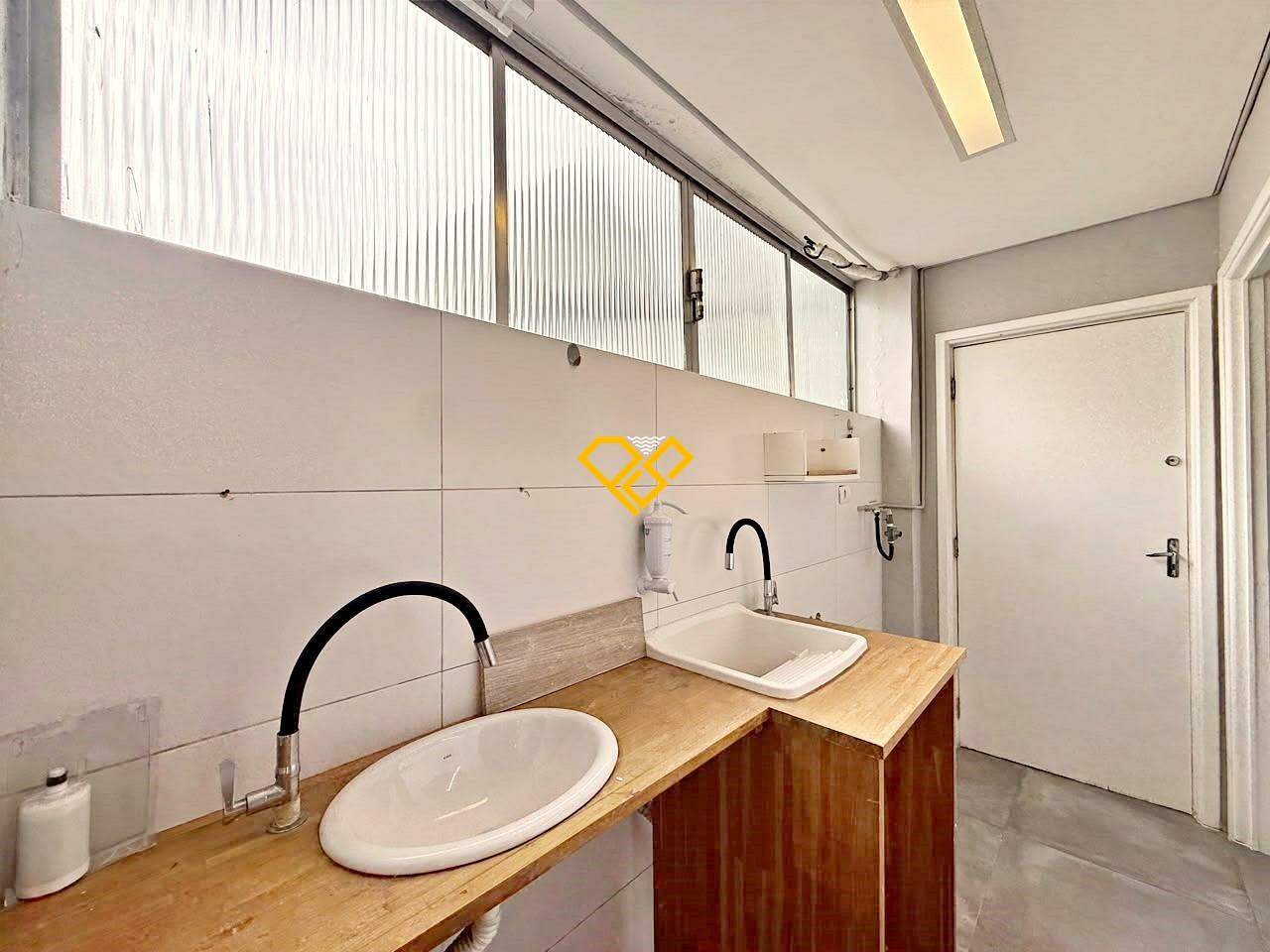 Apartamento à venda no Aparecida: Área de serviço