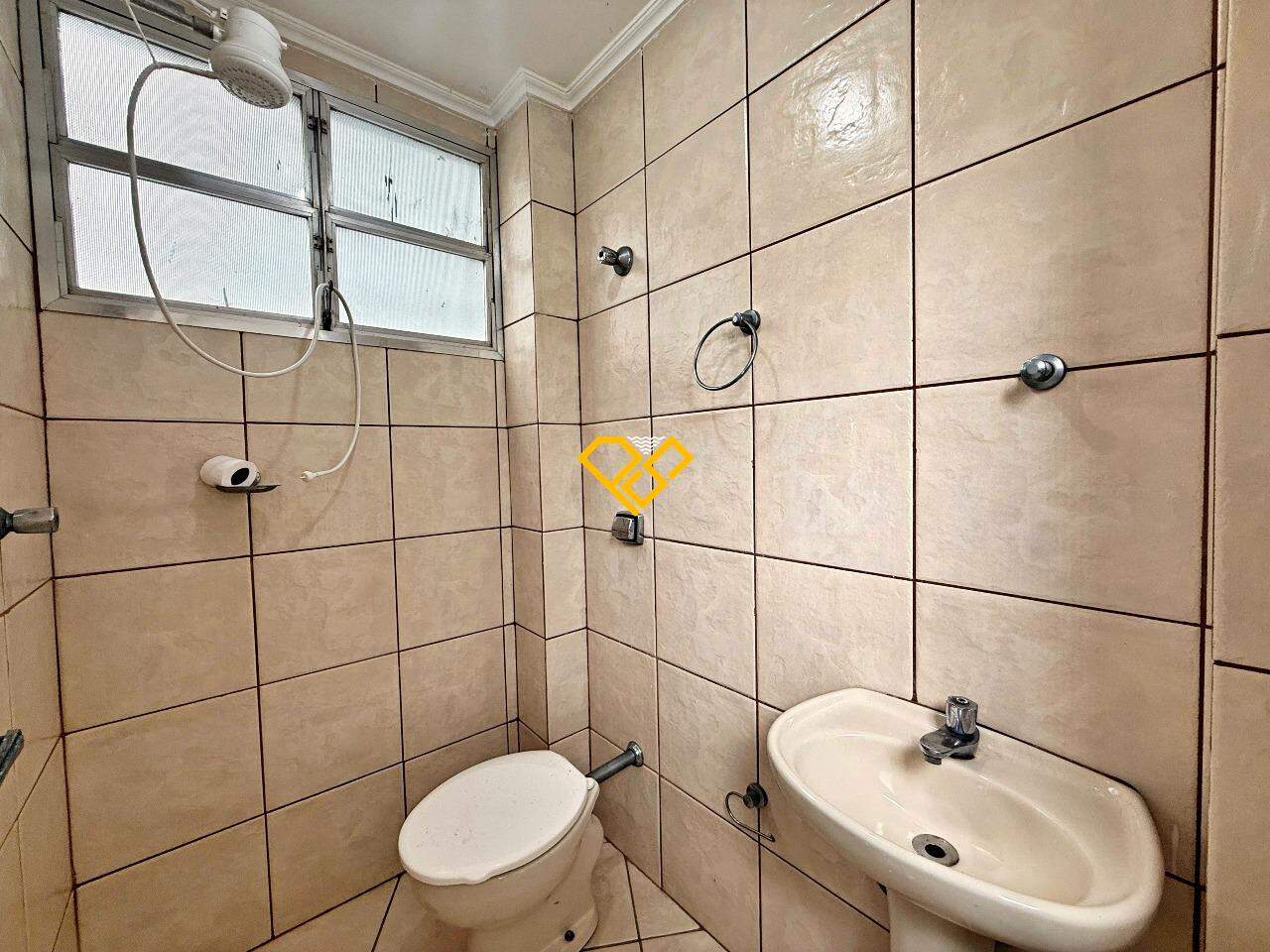 Apartamento para aluguel no Ponta da Praia: Wc de serviço