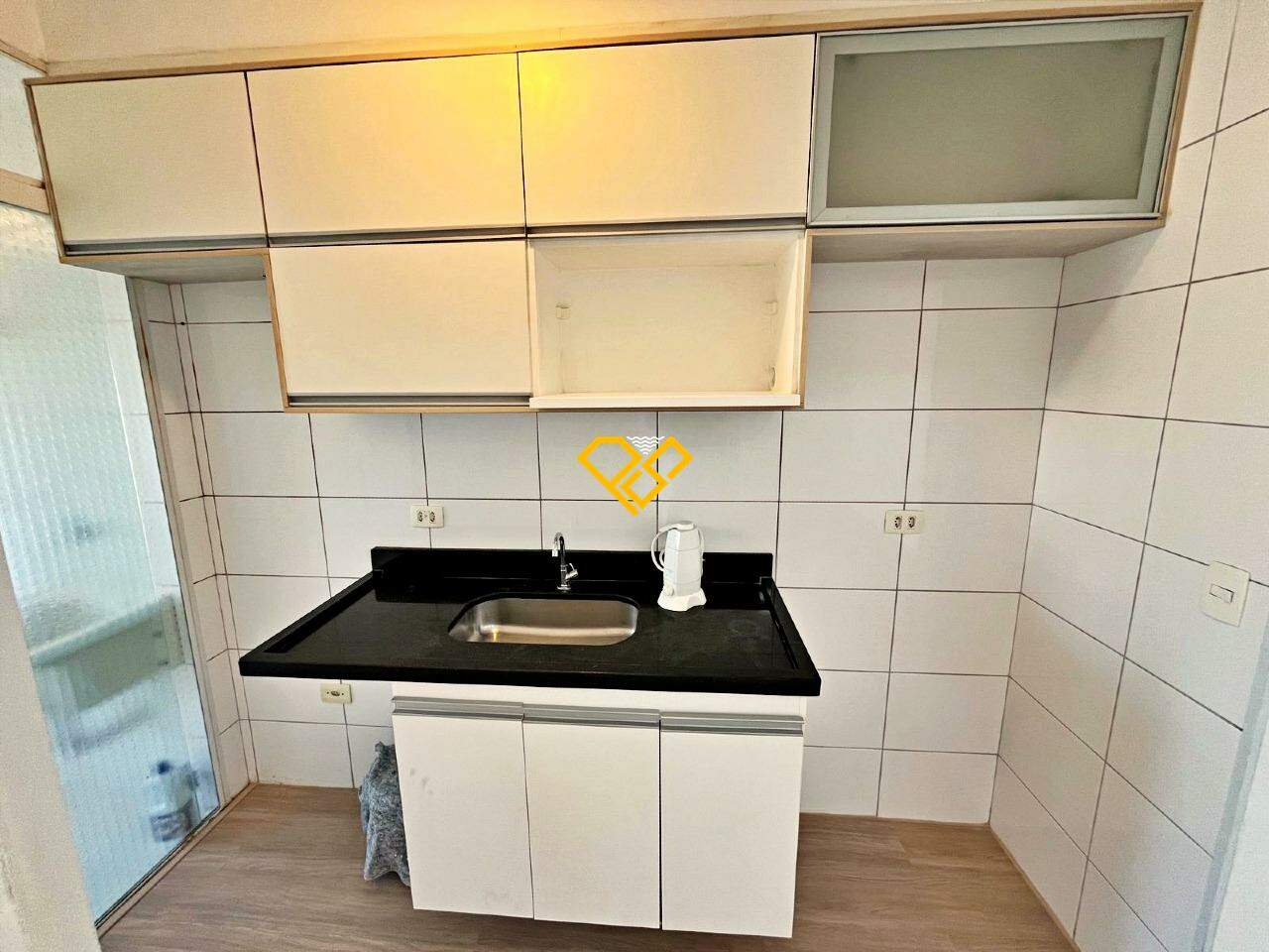 Apartamento para aluguel no Encruzilhada: Cozinha