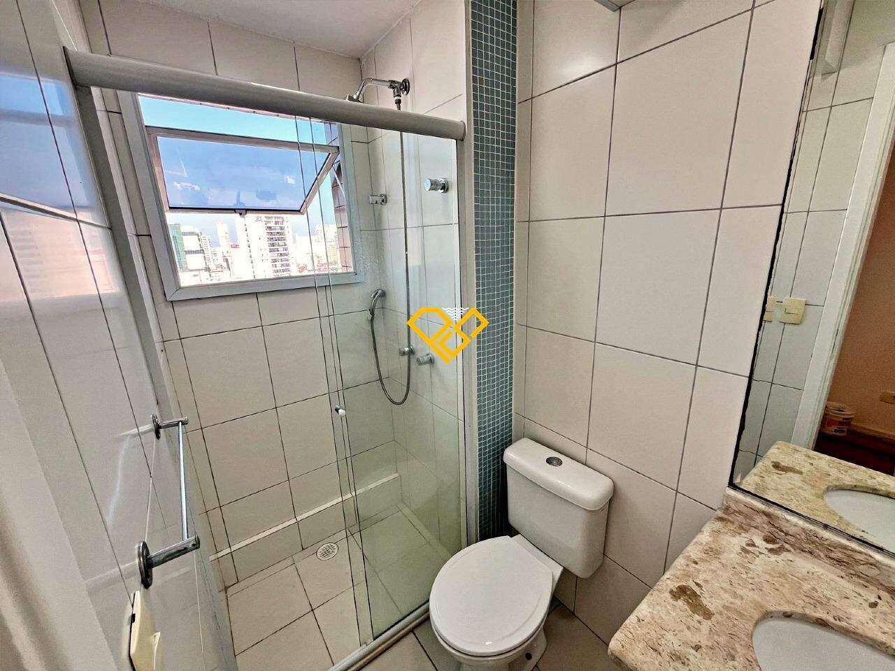 Apartamento para aluguel no Encruzilhada: Wc suíte