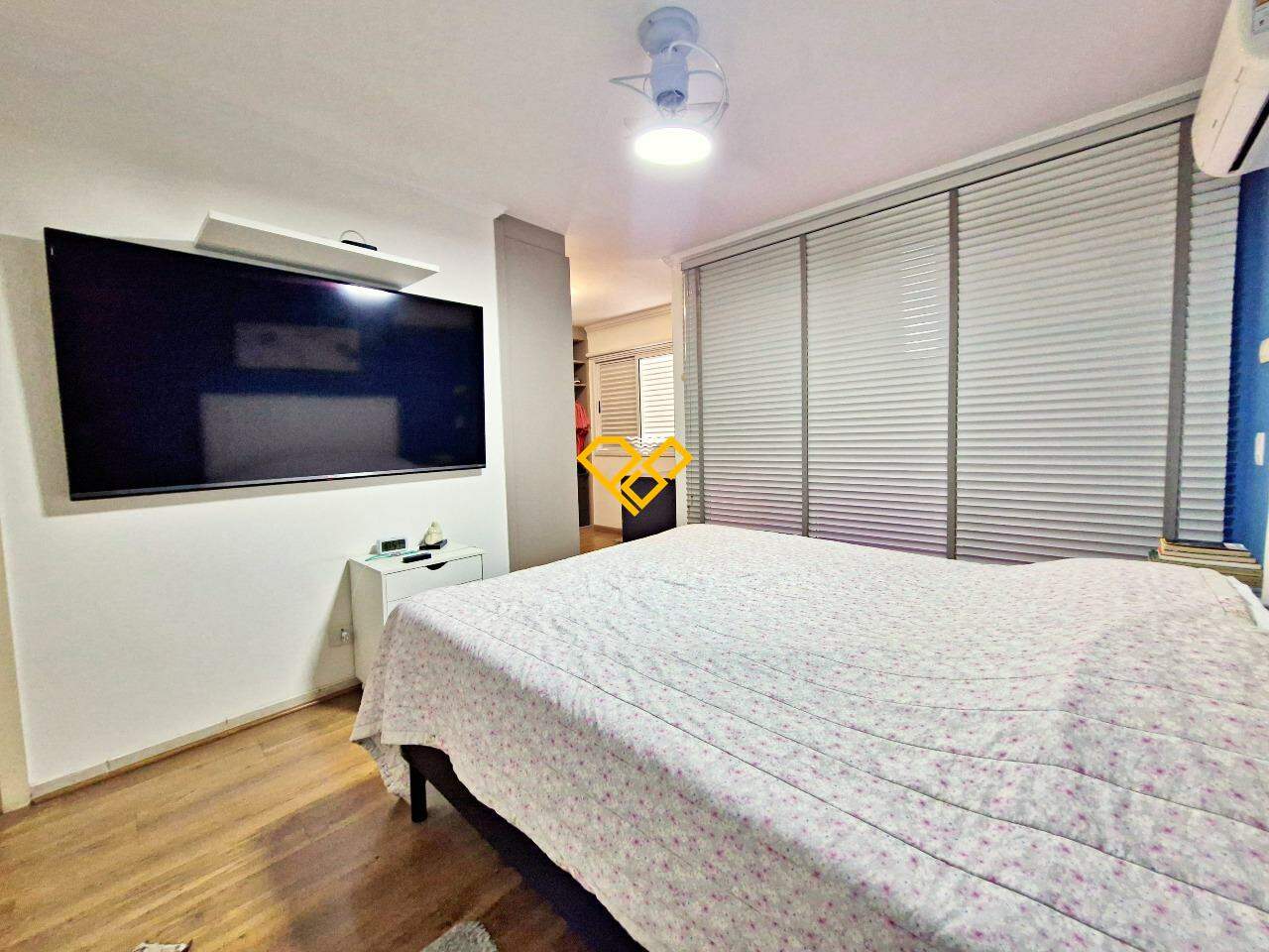Apartamento à venda no Boqueirão: Dormitório 1 - suíte