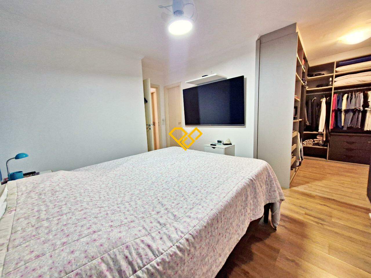 Apartamento à venda no Boqueirão: Dormitório 1 - suíte