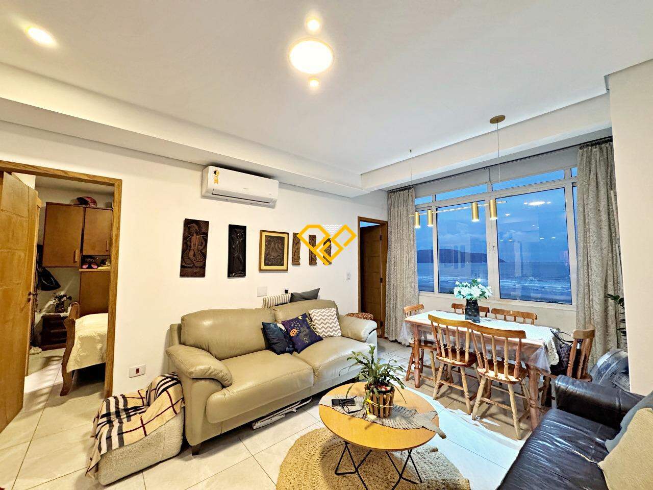 Apartamento à venda no José Menino: Sala