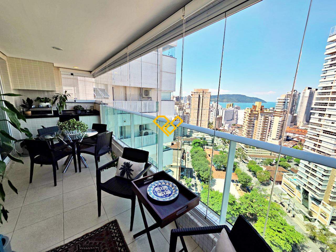 Apartamento à venda no Gonzaga: Varanda