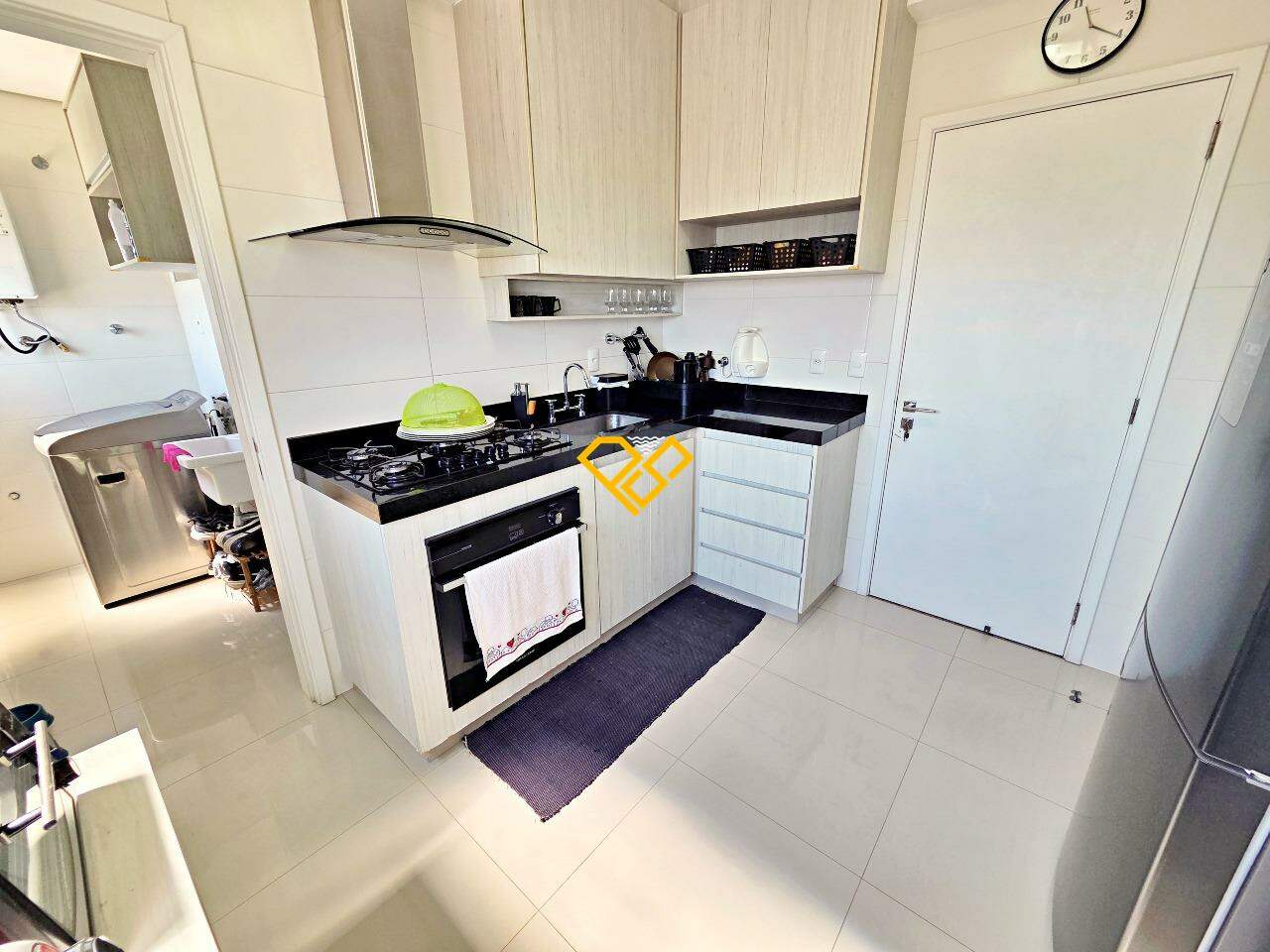 Apartamento à venda no Gonzaga: Cozinha
