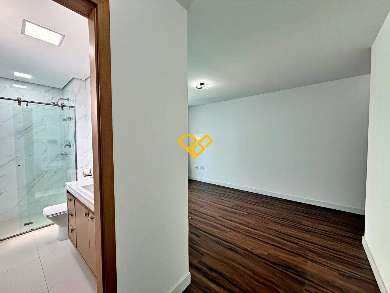 Apartamento para aluguel no Ponta da Praia: Suíte 2
