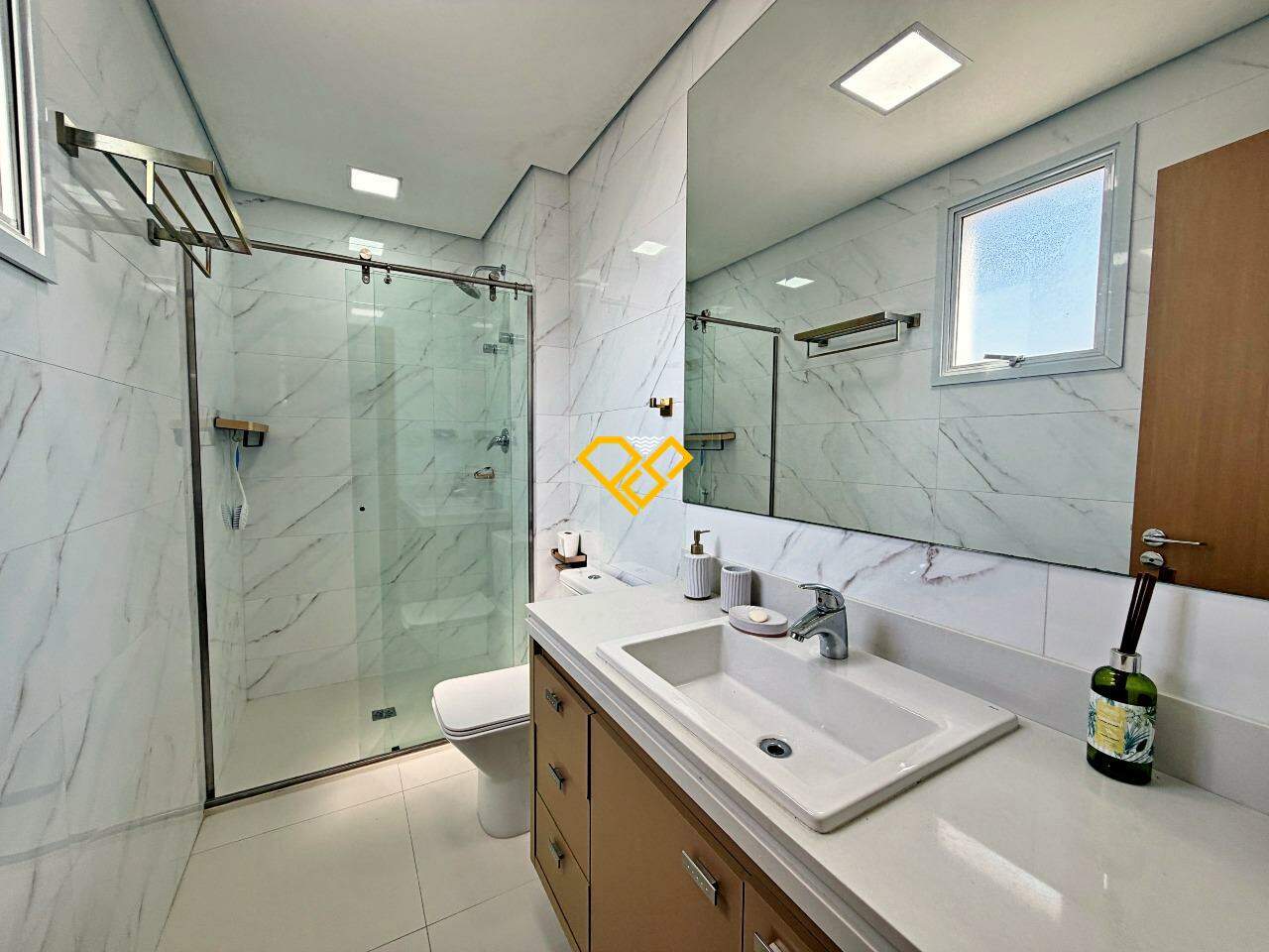 Apartamento para aluguel no Ponta da Praia: Wc suíte 2