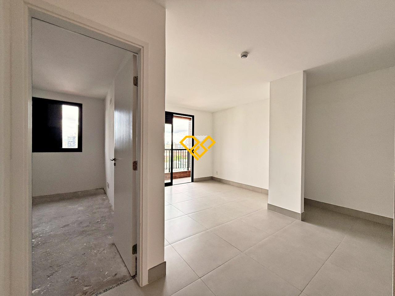 Apartamento à venda no Aparecida: sala e suíte