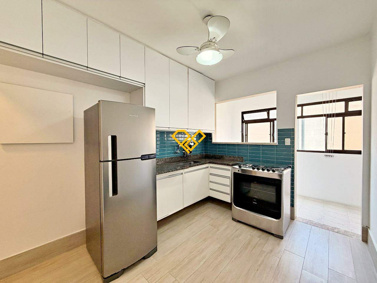 Apartamento à venda no Gonzaga: Cozinha