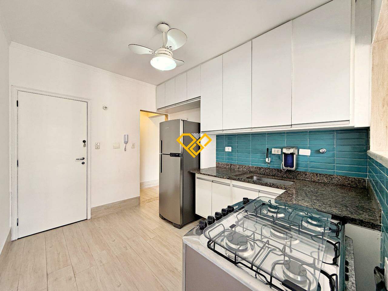 Apartamento à venda no Gonzaga: Cozinha