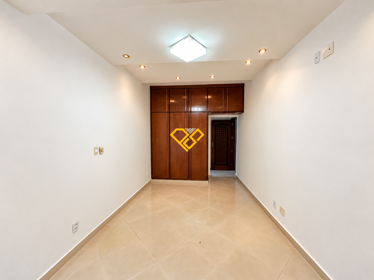 Apartamento à venda no Boqueirão: Dormitório 1 - suíte
