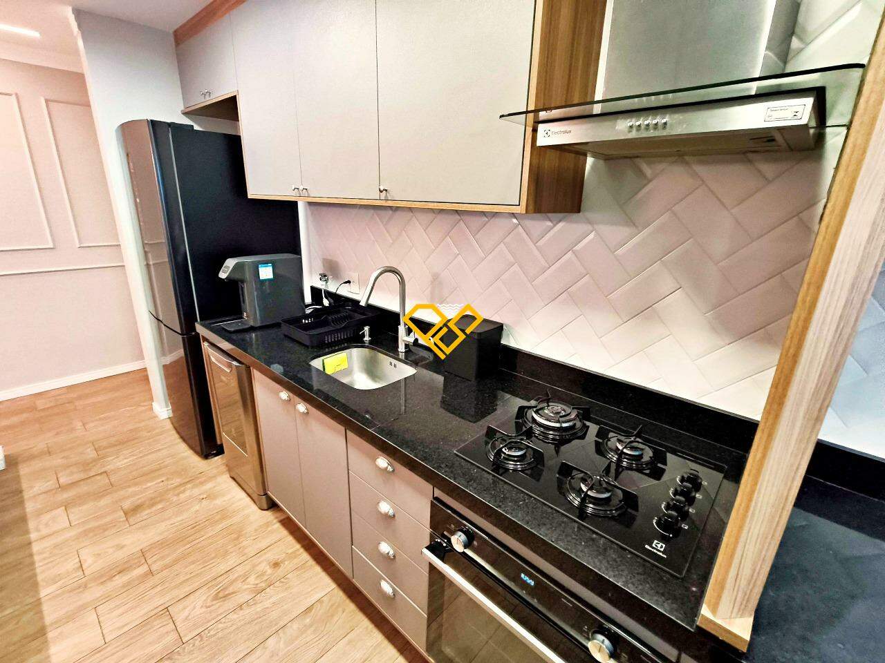 Apartamento à venda no Ponta da Praia: Cozinha