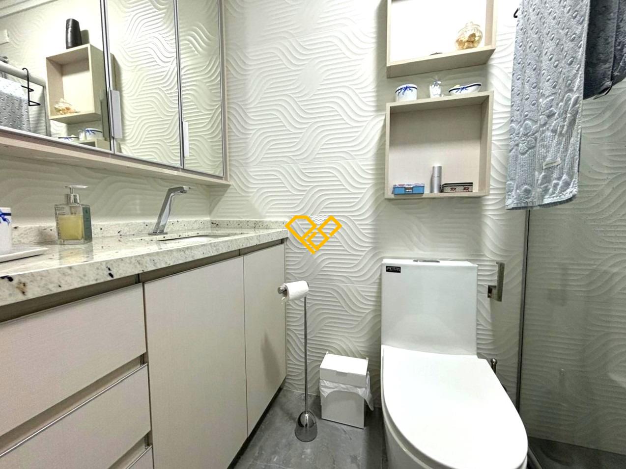 Apartamento à venda no Pompéia: Wc social