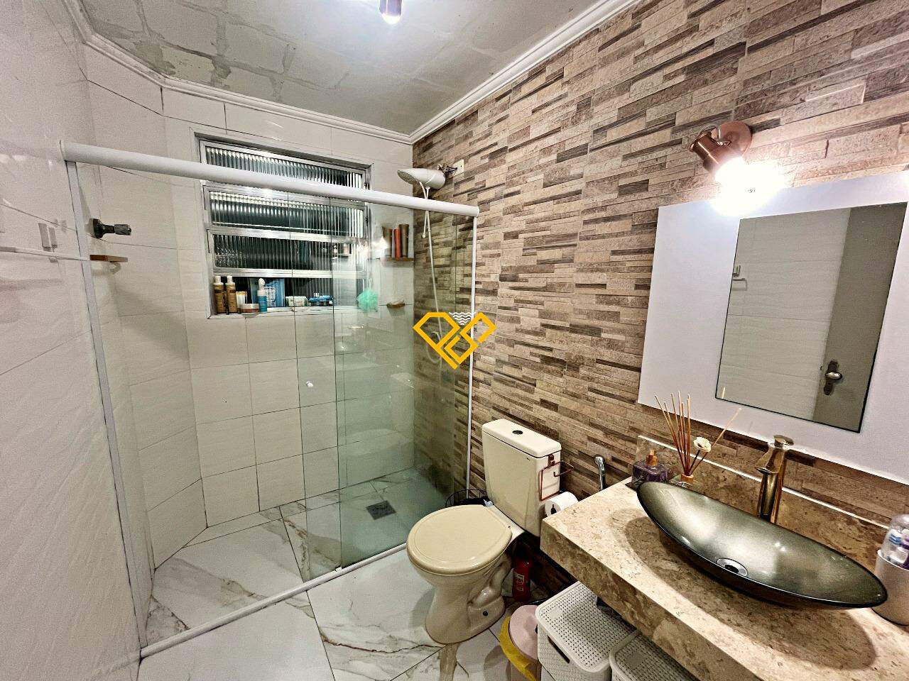 Apartamento à venda no Vila Mathias: Wc social