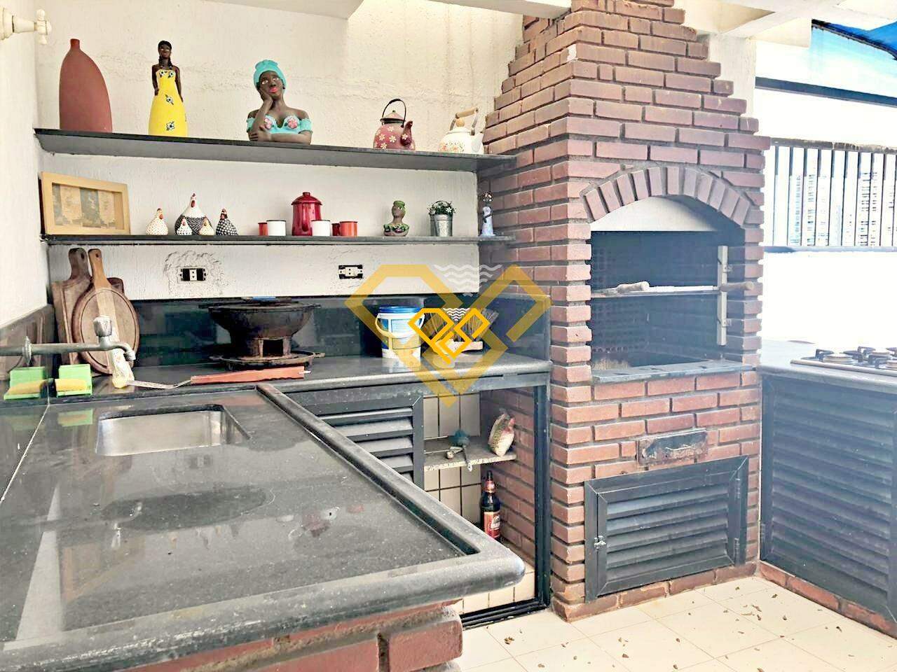 Cobertura à venda no Ponta da Praia: 