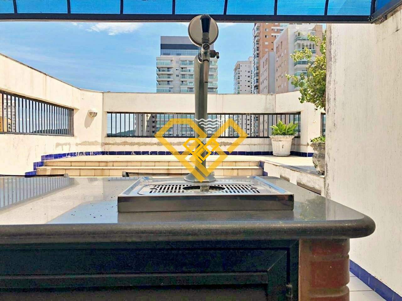 Cobertura à venda no Ponta da Praia: 