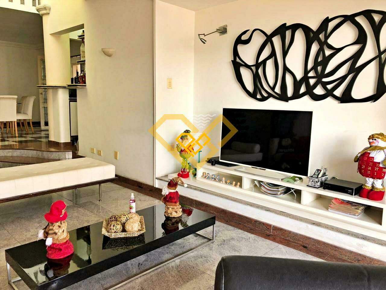 Cobertura à venda no Ponta da Praia: 