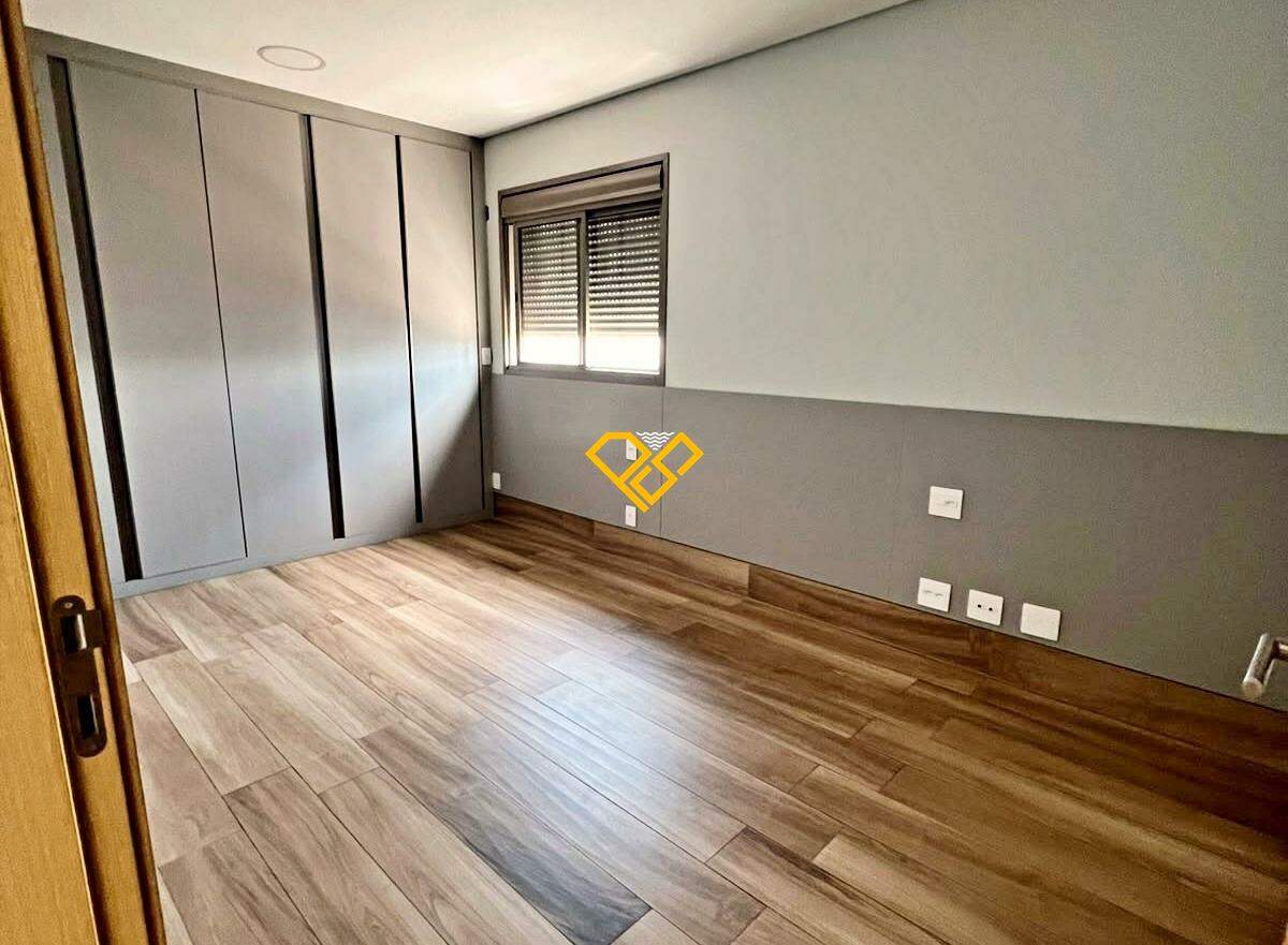 Apartamento para aluguel no Aparecida: Dormitório - suíte