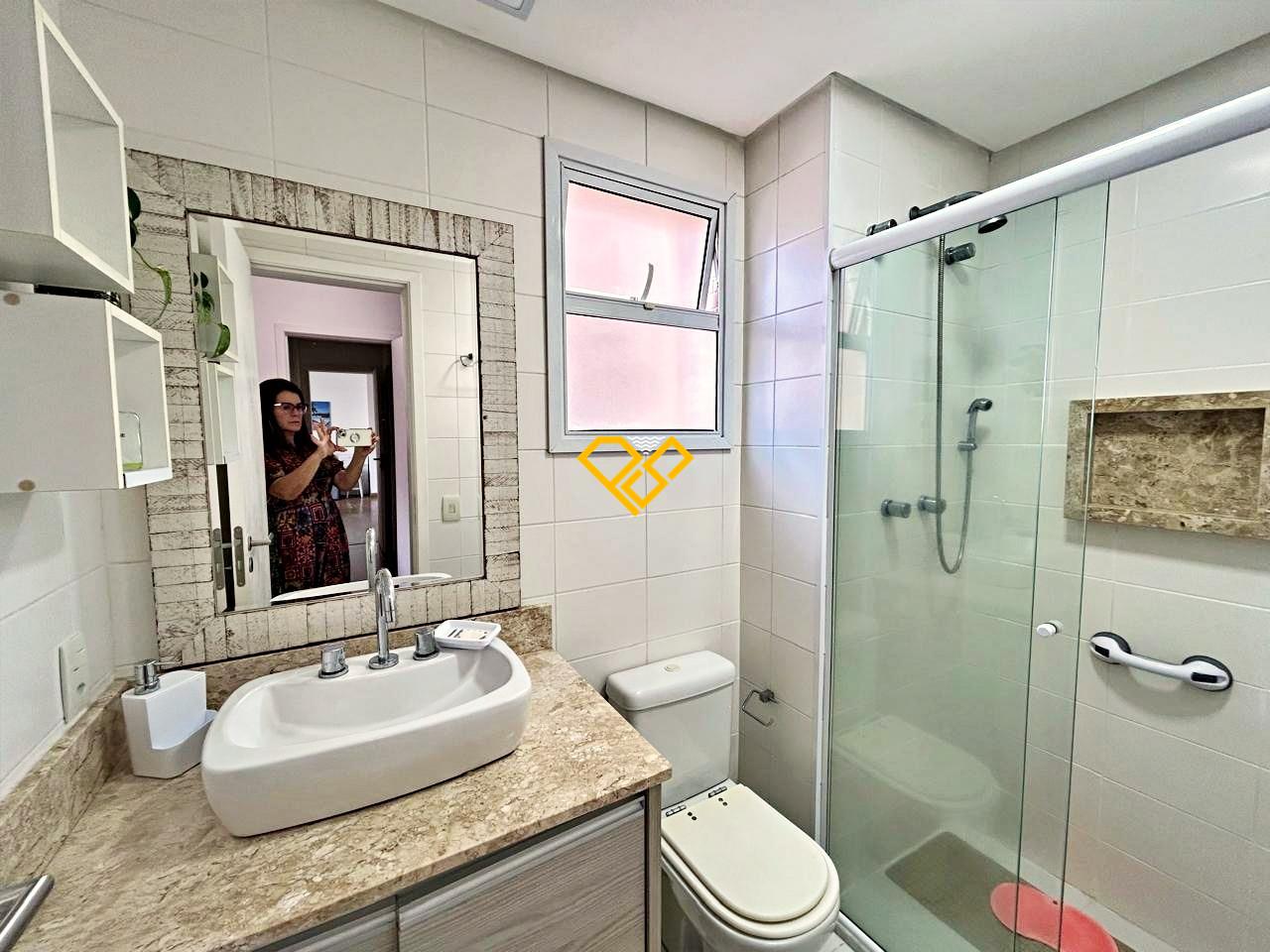 Apartamento para aluguel no José Menino: Wc suíte