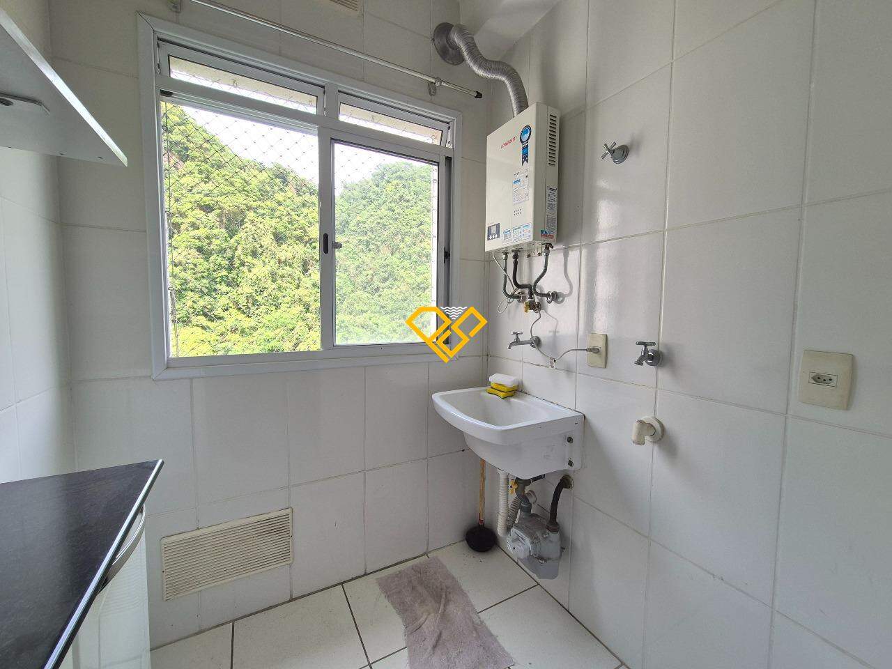 Apartamento à venda no Marapé: Área de serviço
