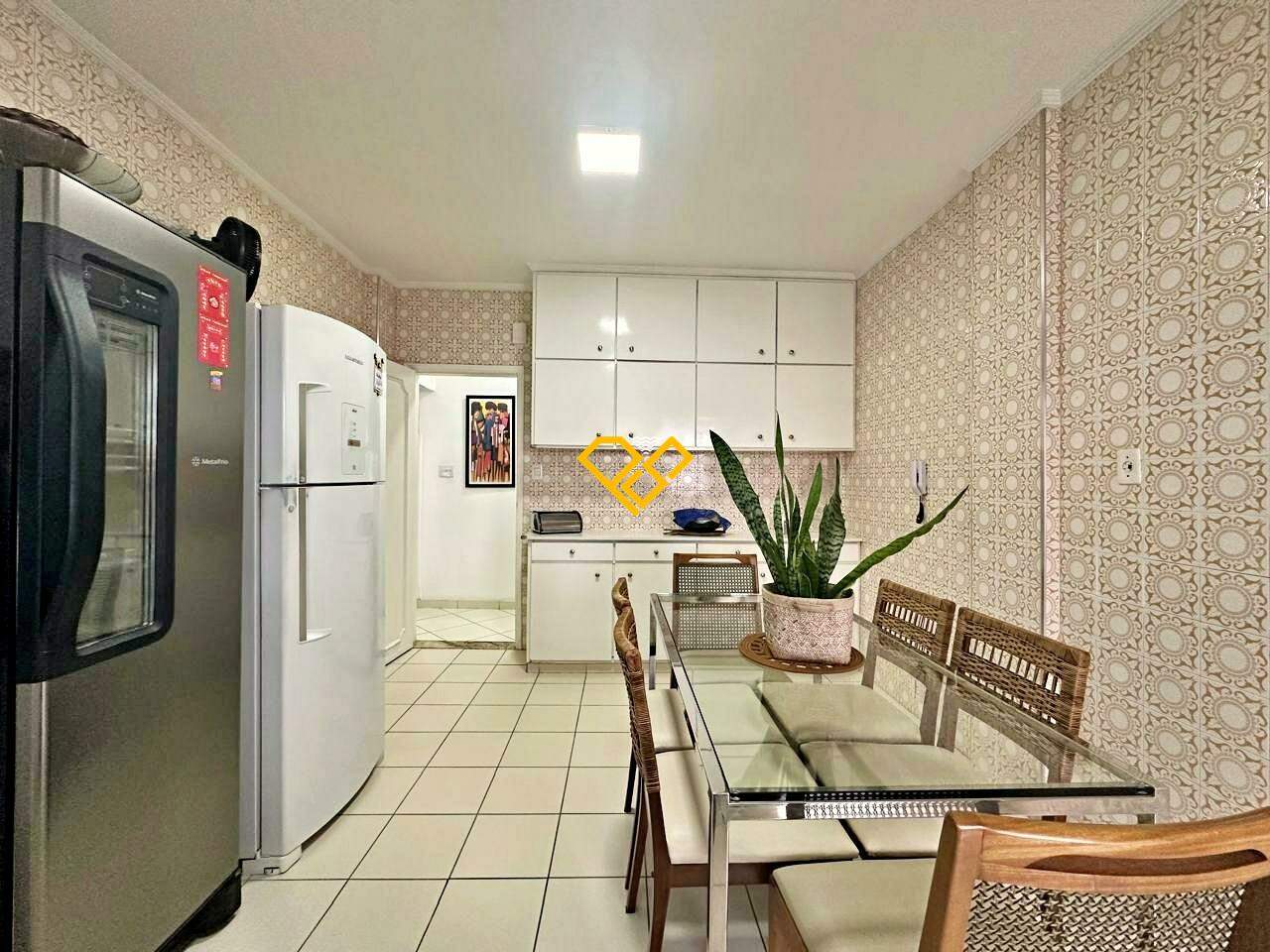 Apartamento à venda no Embaré: Cozinha